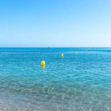 Apartment With A View, Pet Friendly, Wifi, Large Terrace, Sea View *