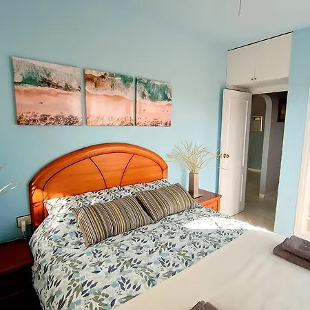 With A View, Pet Friendly, Wifi, Large Terrace, Sea View Apartment