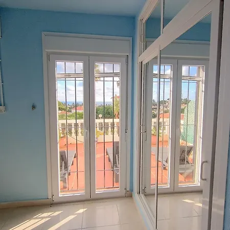 Apartment With A View, Pet Friendly, Wifi, Large Terrace, Sea View El Faro