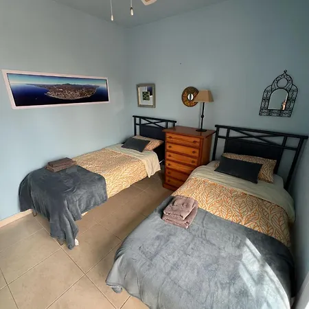 With A View, Pet Friendly, Wifi, Large Terrace, Sea View Apartment El Faro